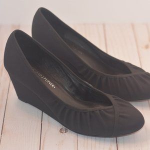 NIB Donald J Pliner Wedge Size 8.5